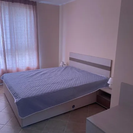 Bayview Deluxe Apartment *
